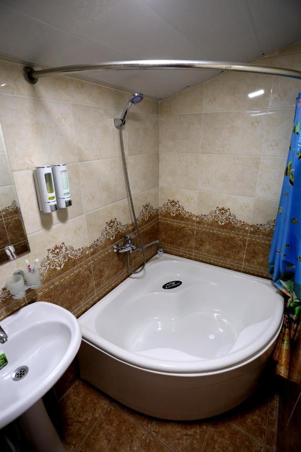 Hotel Plaza 777 Samarkand Eksteriør bilde